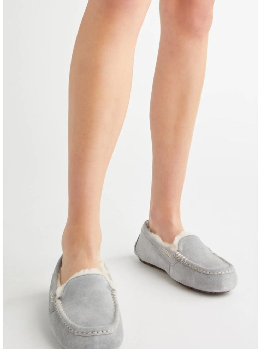 UGG® Ansley Water Resistant Slipper, 8 M, LIGHT GREY SUEDE